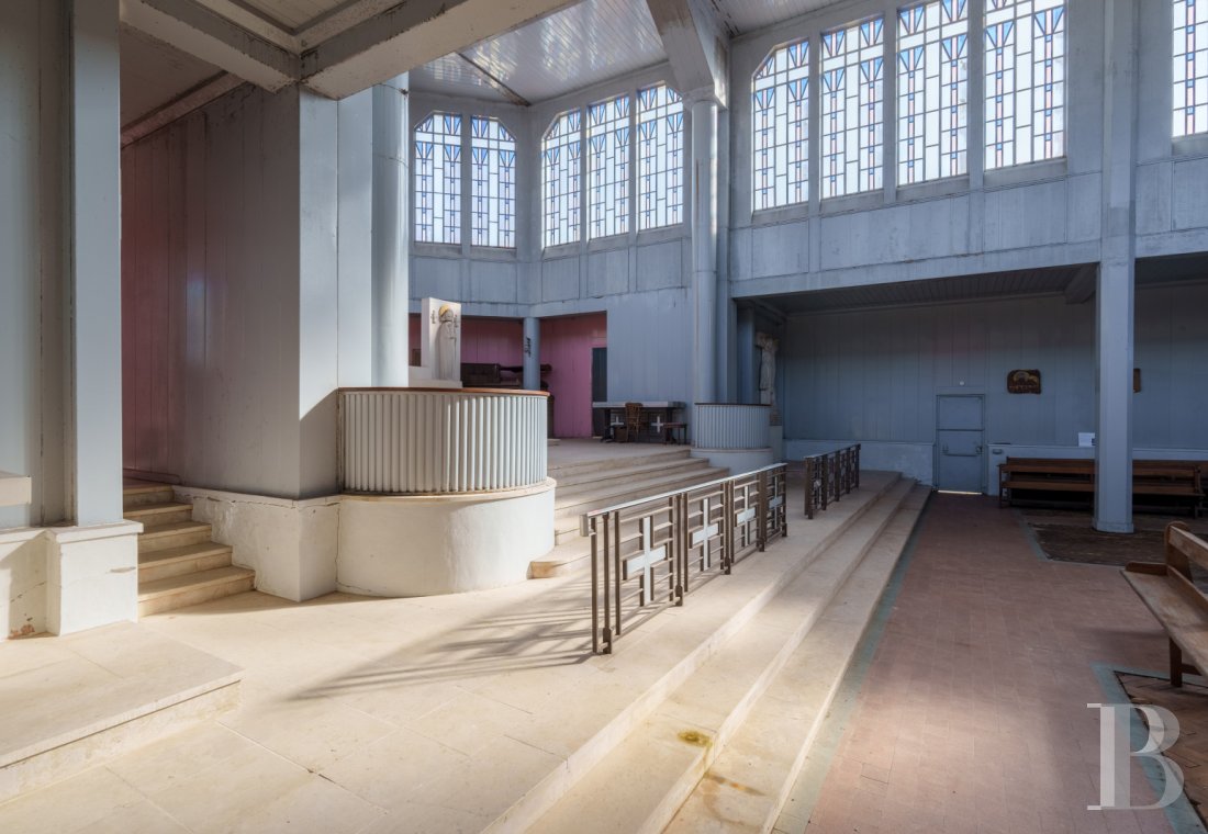 À Crusnes, en Meurthe-et-Moselle, à proximité du Luxembourg, une église d'un style unique ouverte à tout projet culturel ou commercial - photo  n°7